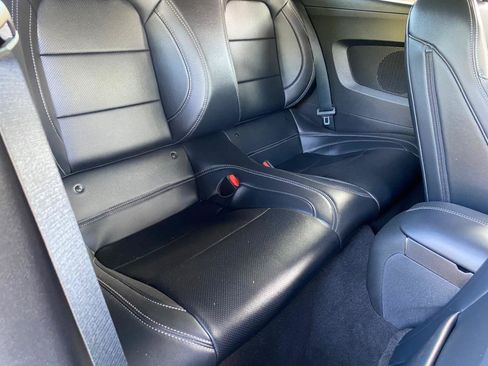 Used 2025 Ford Mustang Premium RWD image 37