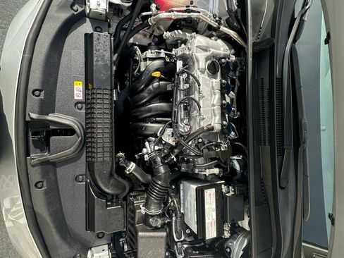Used 2022 Toyota Corolla LE FWD image 33