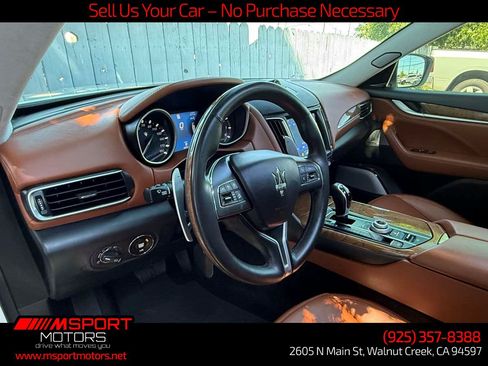 Used 2018 Maserati Levante S GranLusso AWD/4WD image 27