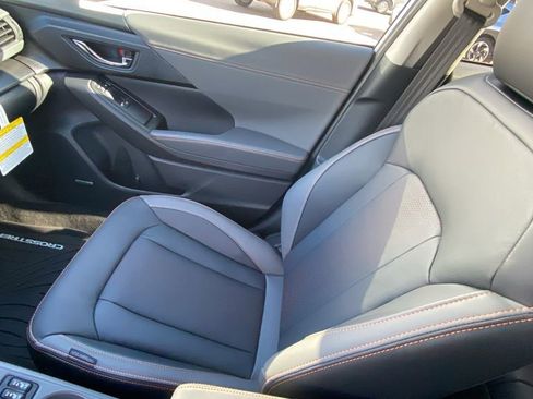 Used 2025 Subaru Crosstrek 2.5i Limited w/ Crosstrek Mirror Package image 21