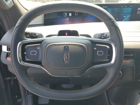 New 2027 Lincoln Navigator L Black Label AWD/4WD image 16
