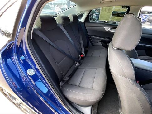 Used 2019 Kia Forte LXS image 17