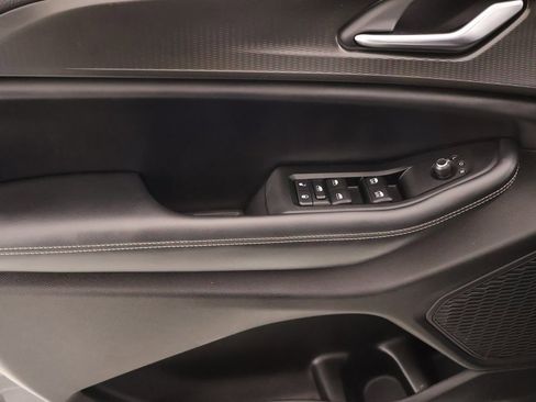 Used 2023 Jeep Grand Cherokee Altitude image 15