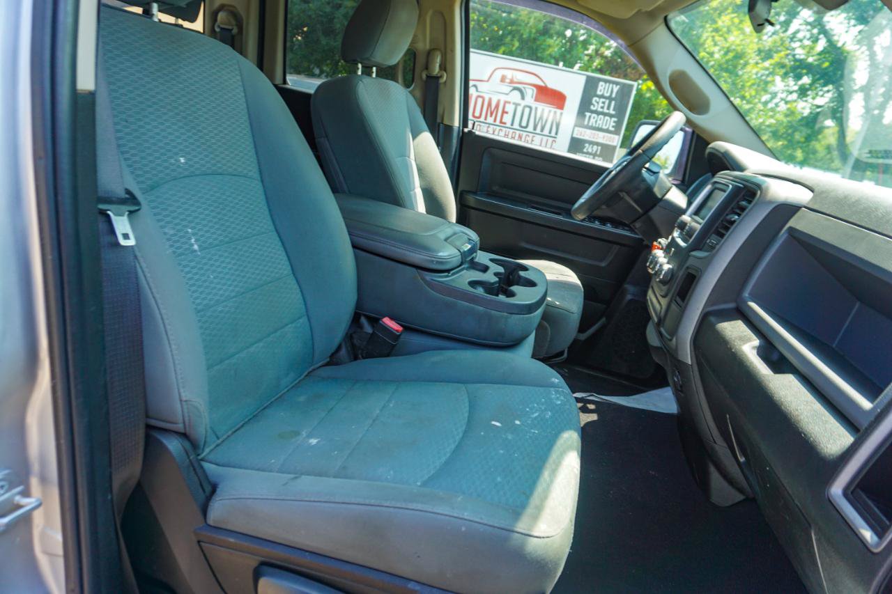 Used 2019 RAM 1500 Express w/ Express Value Package AWD/4WD image 15