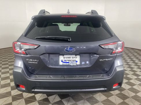 Certified 2025 Subaru Outback Premium AWD/4WD image 10