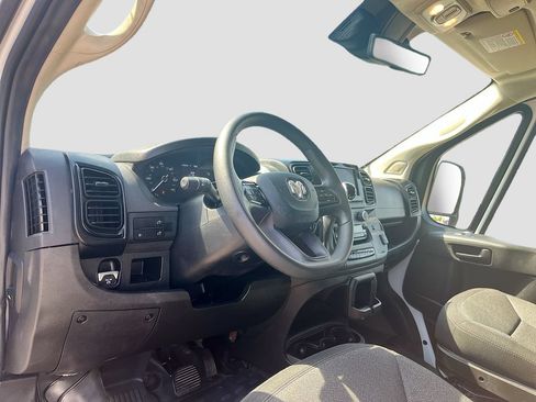 Used 2024 RAM ProMaster 2500 w/ Safety Group FWD image 9