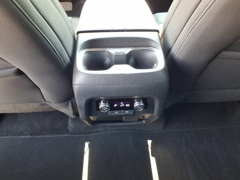 Used 2025 GMC Acadia Elevation AWD/4WD image 15