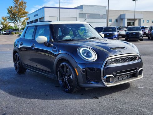 Used 2023 MINI Cooper S w/ MINI Resolute Edition FWD image 4