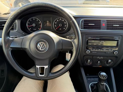 Used 2013 Volkswagen Jetta SE image 23