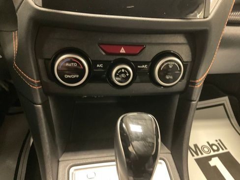 Used 2023 Subaru Crosstrek 2.0i Premium image 18