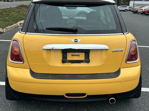 Used 2009 MINI Cooper Hardtop image 8