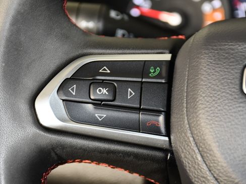 Used 2024 Jeep Compass Trailhawk w/ Trailhawk Convenience Group AWD/4WD image 20