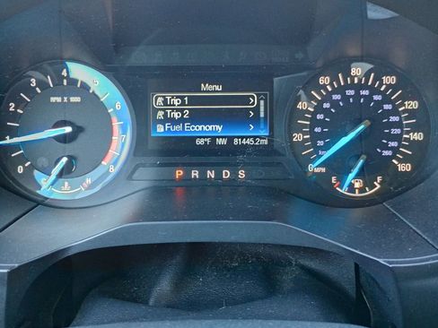 Used 2018 Ford Edge SEL image 10