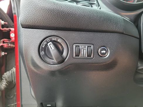 Used 2017 Dodge Challenger SXT w/ Driver Convenience Group RWD image 14