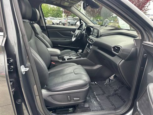 Used 2019 Hyundai Santa Fe Limited AWD/4WD image 17