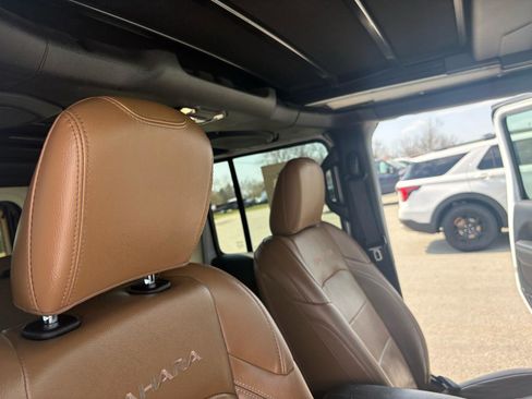 Used 2023 Jeep Wrangler Sahara w/ Cold Weather Group image 47