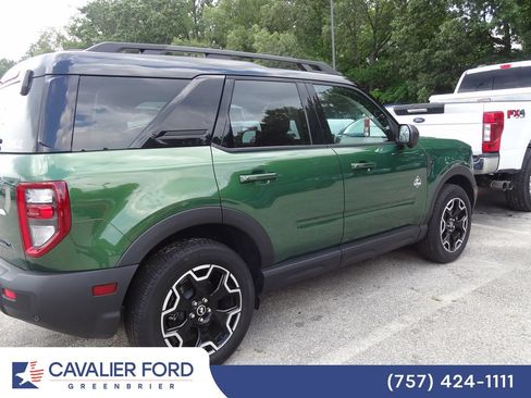 Used 2025 Ford Bronco Sport Outer Banks w/ Outer Banks Tech Package+ AWD/4WD image 4