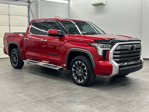 Used 2023 Toyota Tundra Limited image 1