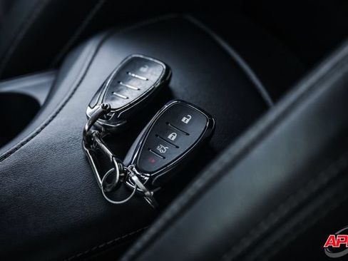 Used 2019 Chevrolet Camaro SS RWD image 76