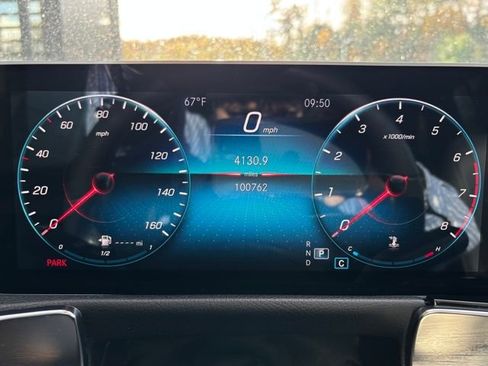 Used 2020 Mercedes-Benz GLB 250 4MATIC image 16