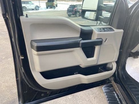 Used 2021 Ford F250 XL w/ STX Appearance Package image 10