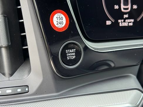 Certified 2026 Porsche Cayenne S AWD/4WD image 28
