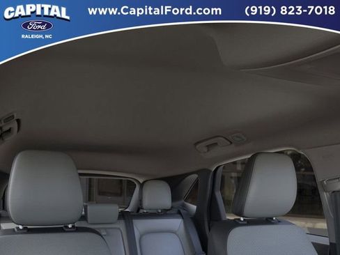 New 2026 Ford Escape SE image 22