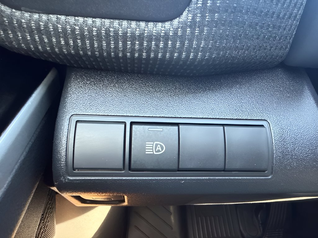 Used 2024 Subaru Solterra AWD/4WD image 22