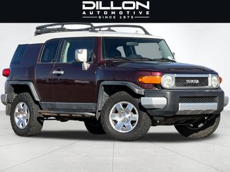 Used 2007 Toyota FJ Cruiser 4WD video 2