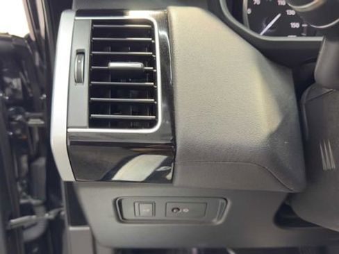 Used 2016 Land Rover Range Rover Sport HSE image 33