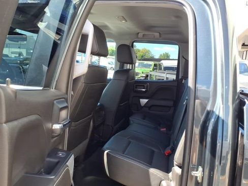 Used 2018 Chevrolet Silverado 1500 LTZ Z71 w/ LTZ Plus Package AWD/4WD image 18