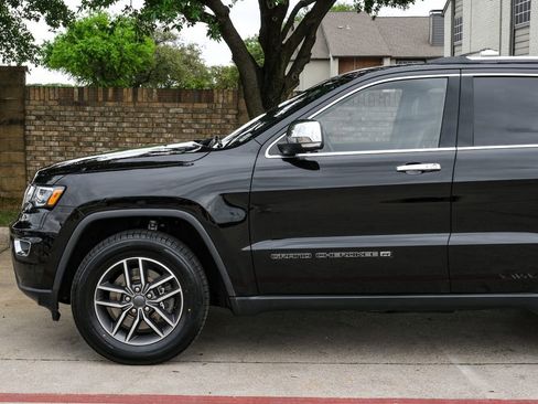 Used 2022 Jeep Grand Cherokee Limited w/ Tech Group image 20