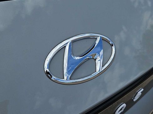 Used 2024 Hyundai Ioniq 5 SEL RWD image 11