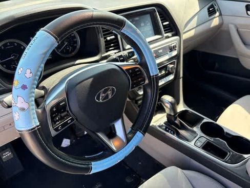 Used 2018 Hyundai Sonata SEL w/ Cargo Package FWD image 10