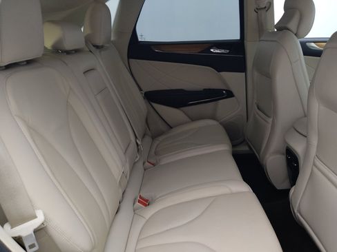 Used 2016 Lincoln MKC Select w/ Select Plus Package FWD image 19