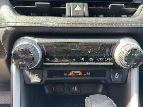 Certified 2025 Toyota RAV4 XLE image 20