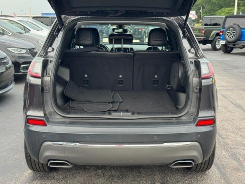 Used 2019 Jeep Cherokee Limited AWD/4WD image 5