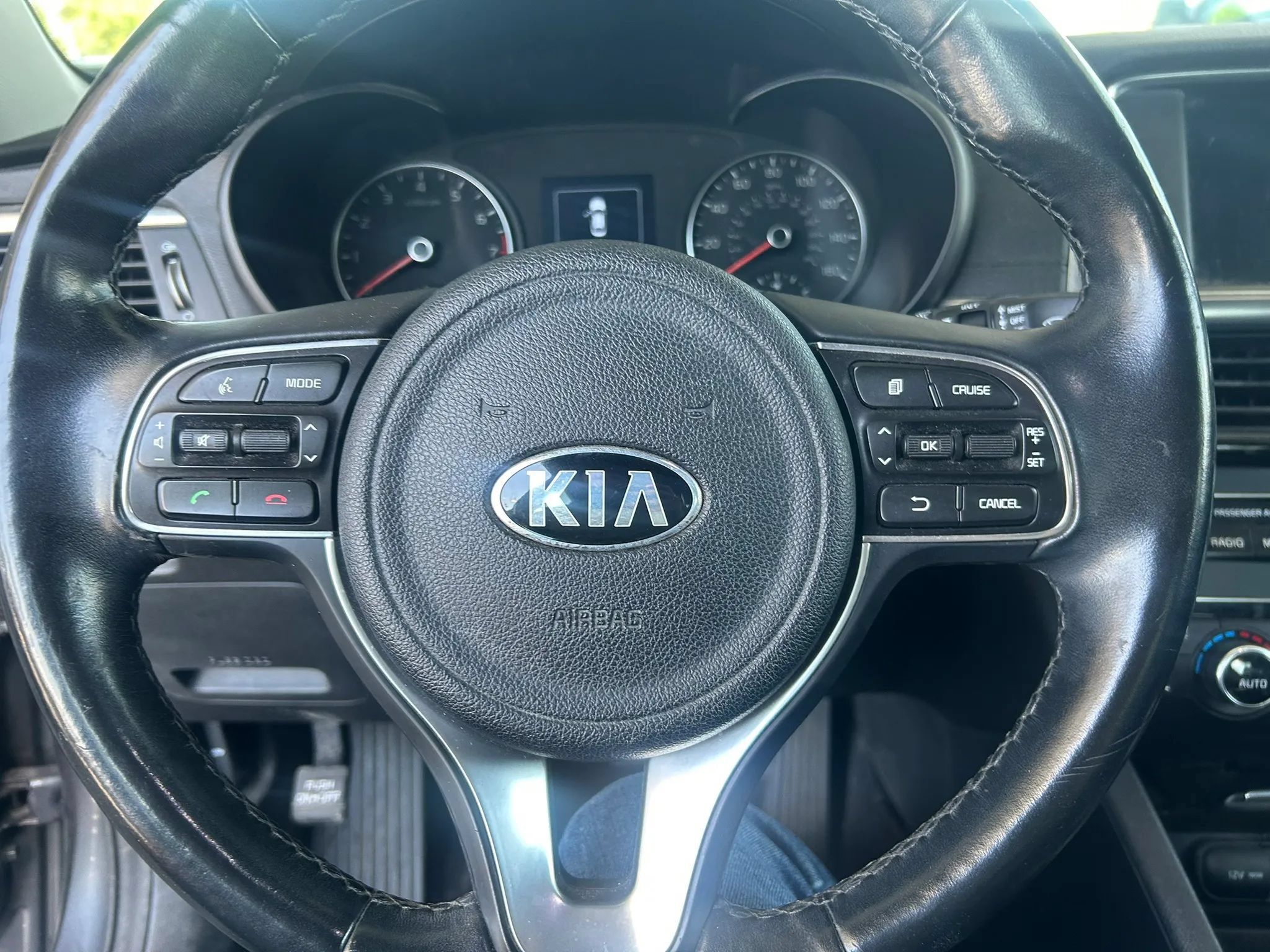 Used 2017 Kia Optima EX w/ Premium Package FWD image 17