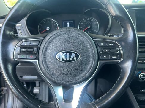 Used 2017 Kia Optima EX w/ Premium Package FWD image 17