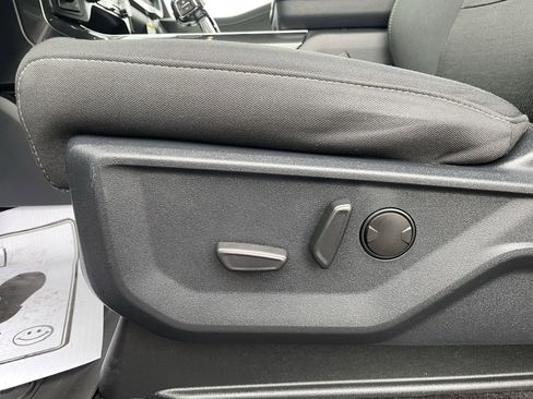 Used 2022 Ford F150 XLT w/ Equipment Group 302A High image 13