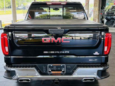 Used 2022 GMC Sierra 1500 SLT w/ SLT Premium Plus Package AWD/4WD image 10