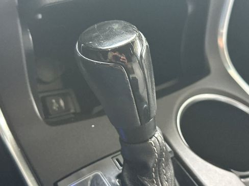 Used 2016 Toyota Camry SE FWD image 25