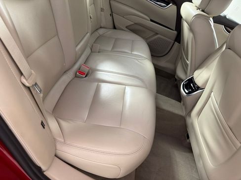 Used 2014 Cadillac XTS Luxury FWD image 21