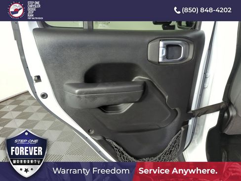 Used 2023 Jeep Wrangler Unlimited w/ Cold Weather Group AWD/4WD image 26