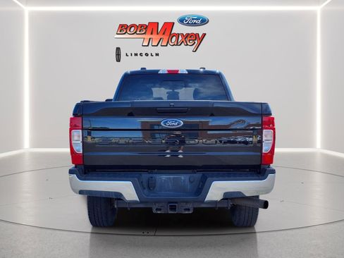 Used 2022 Ford F250 XL w/ Power Equipment Group AWD/4WD image 6
