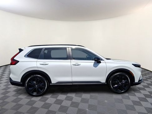 Used 2024 Honda CR-V Sport Touring image 8