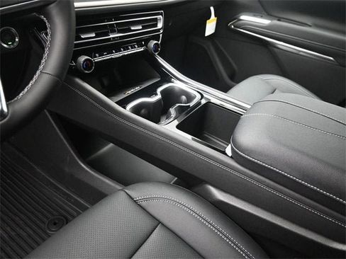 New 2026 Chevrolet Traverse LT image 33