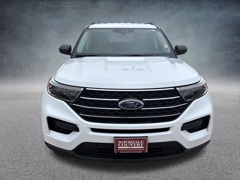 Used 2021 Ford Explorer XLT image 9