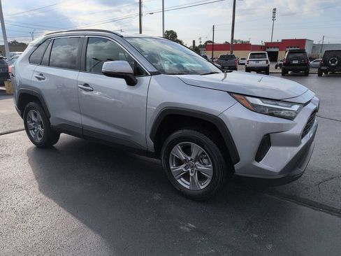 Certified 2025 Toyota RAV4 XLE AWD/4WD image 7
