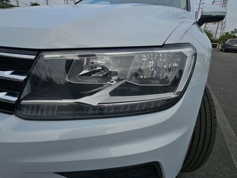 Used 2018 Volkswagen Tiguan S w/ Front Fog Lights Package image 38
